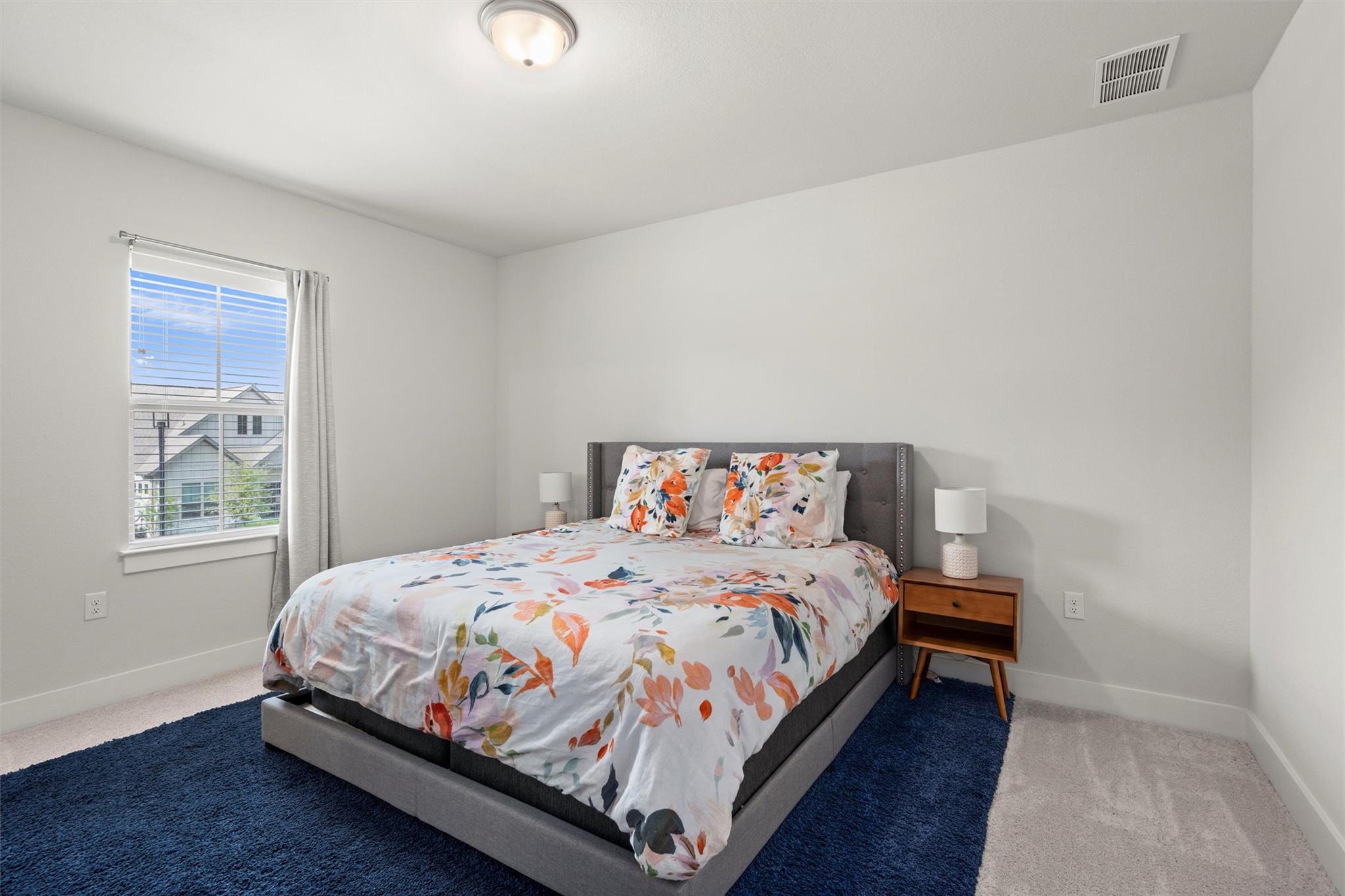 1213 Silver Dollar Trl Property Photo 24