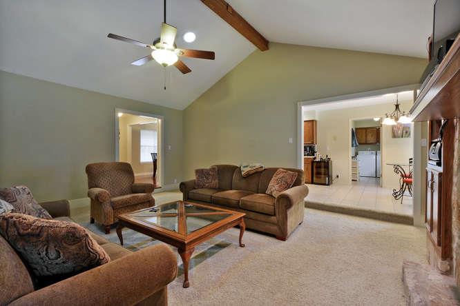4313 E Cordoba Cir Property Photo 6