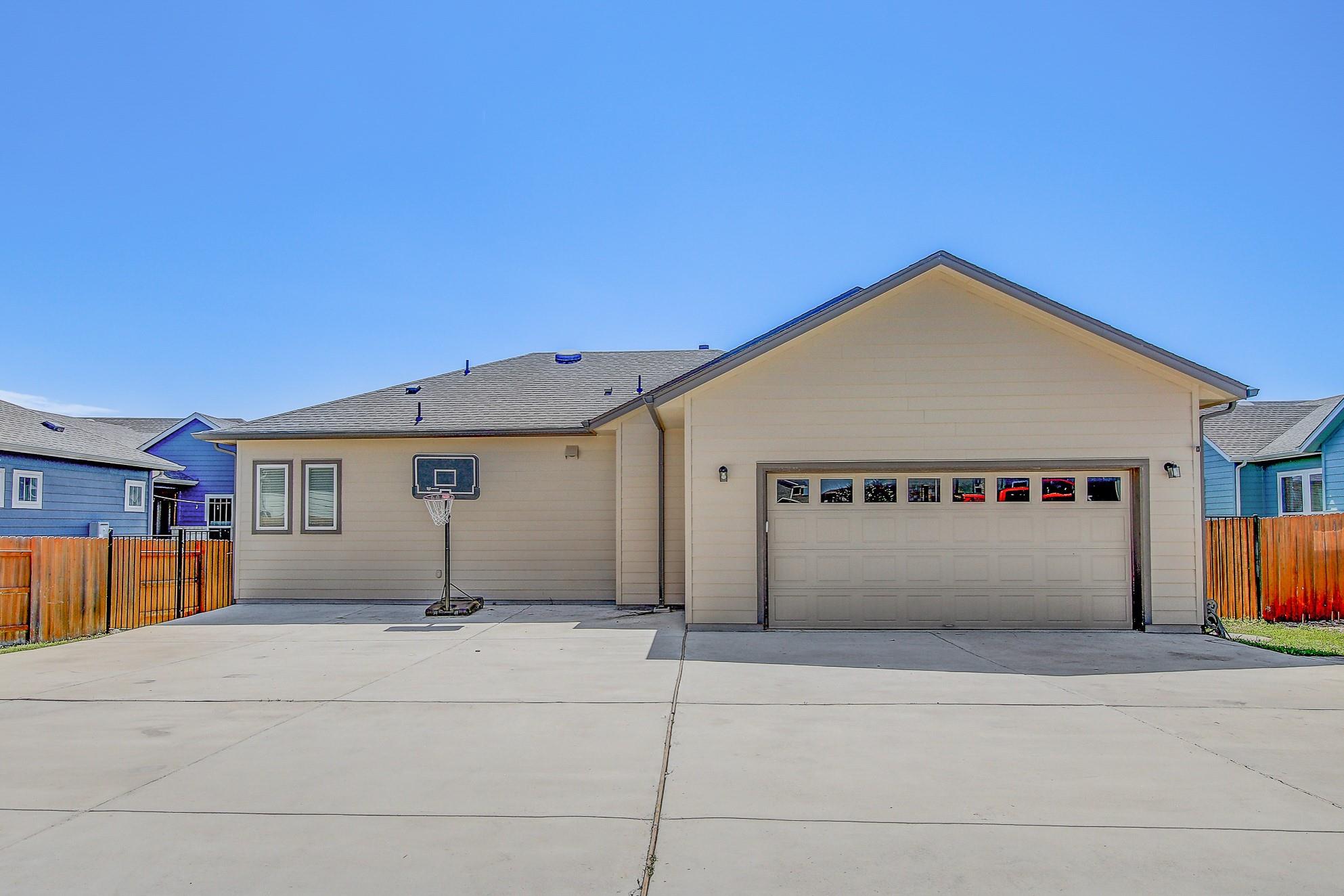9208 Apogee Blvd Property Photo 20