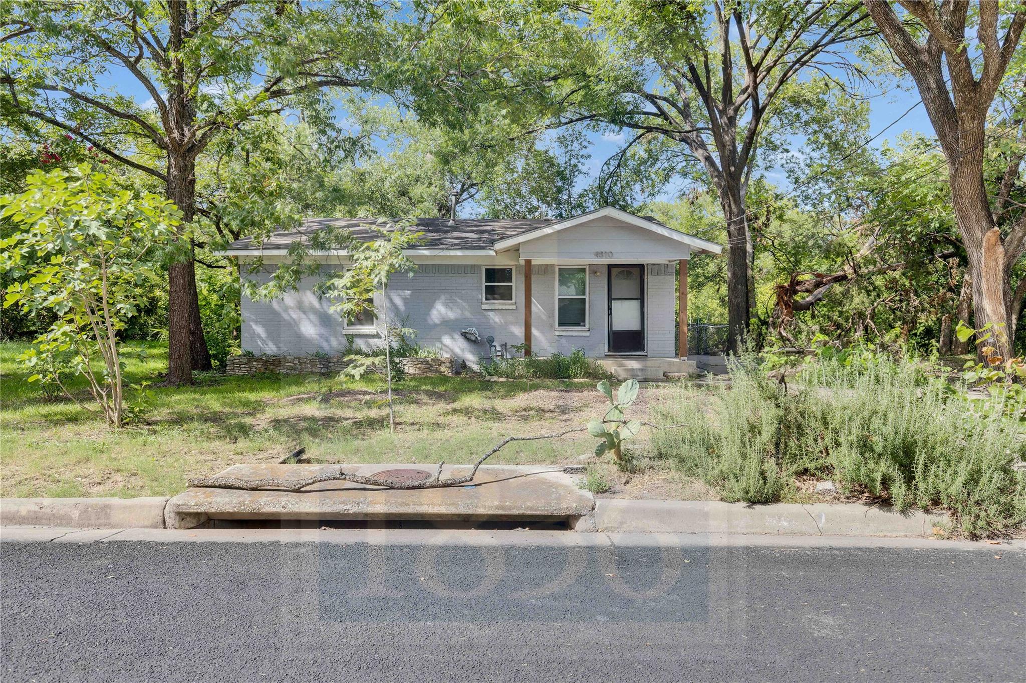 4810 Prock Ln Property Photo 1