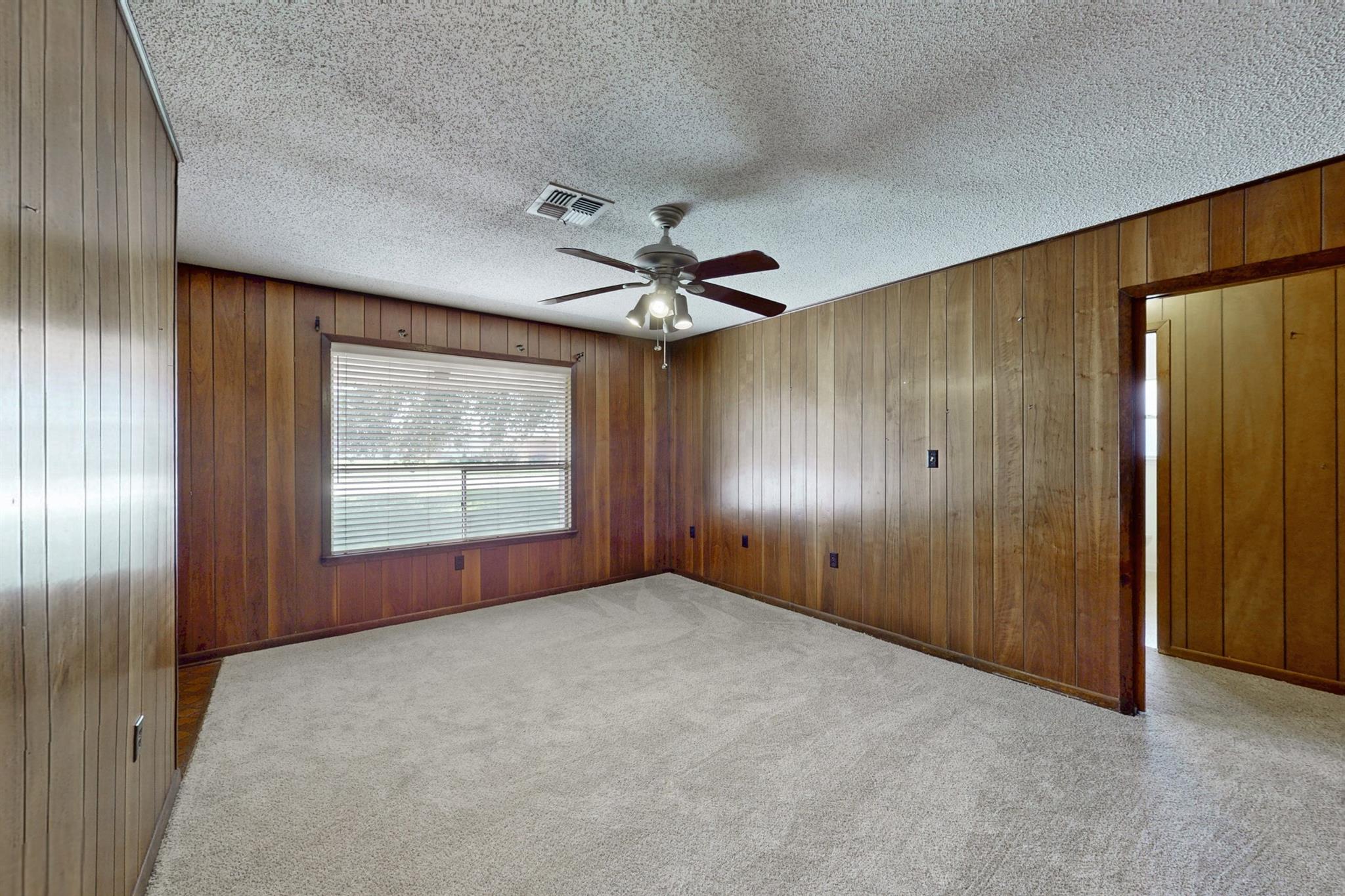 150 Rosa Lee Ln Property Photo 4