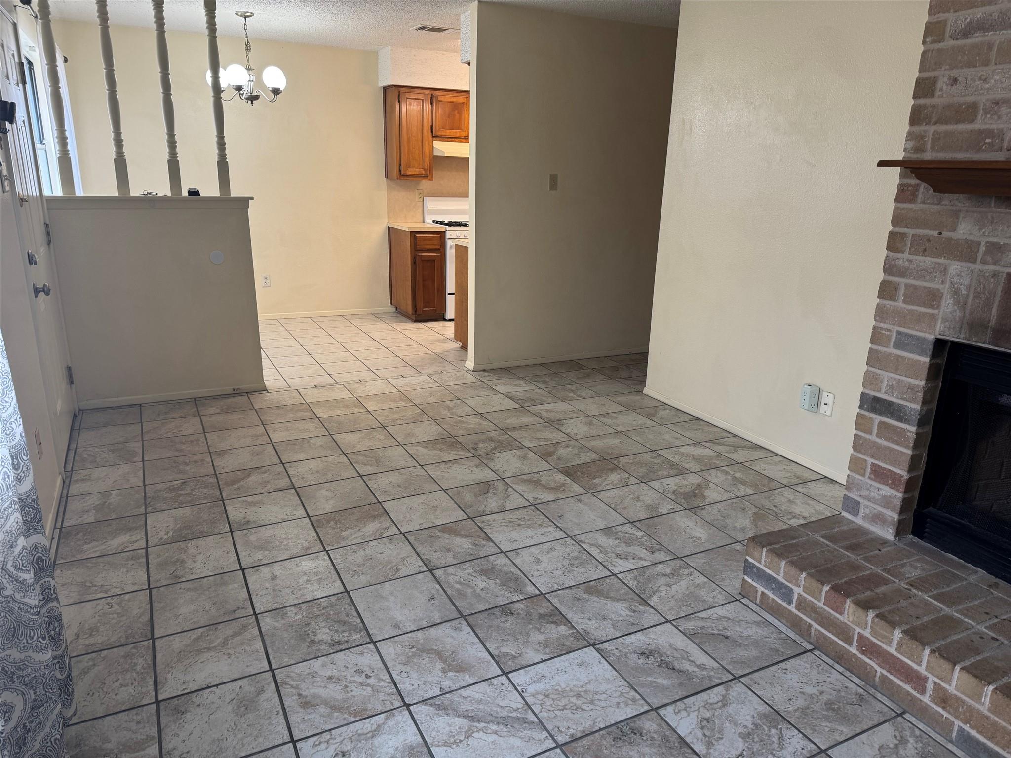 12810 E Hymeadow Dr A Property Photo 8
