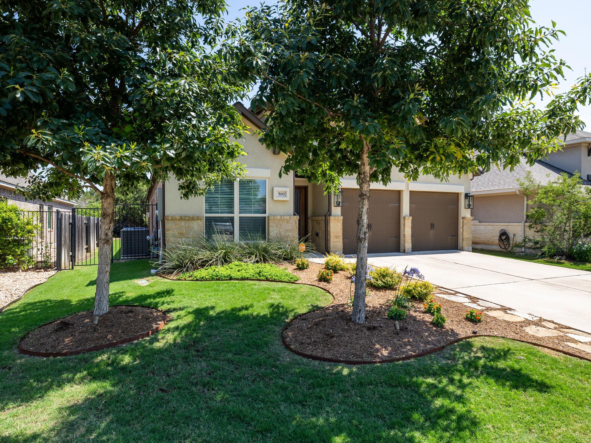 500 Cortona Ln Property Photo 1