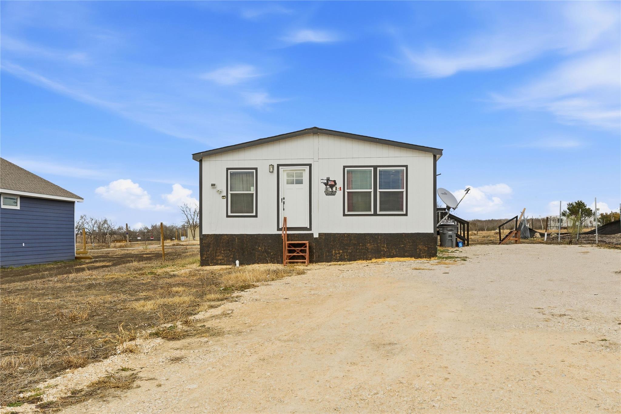 279 Pajarilla Pass Property Photo 1