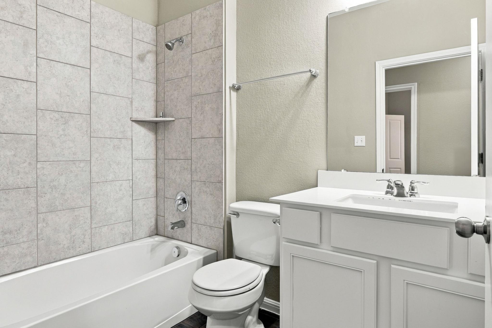439 Spinnaker Loop Property Photo 13