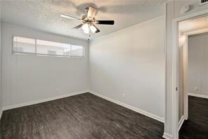 2900 Cole St 205 Property Photo 17