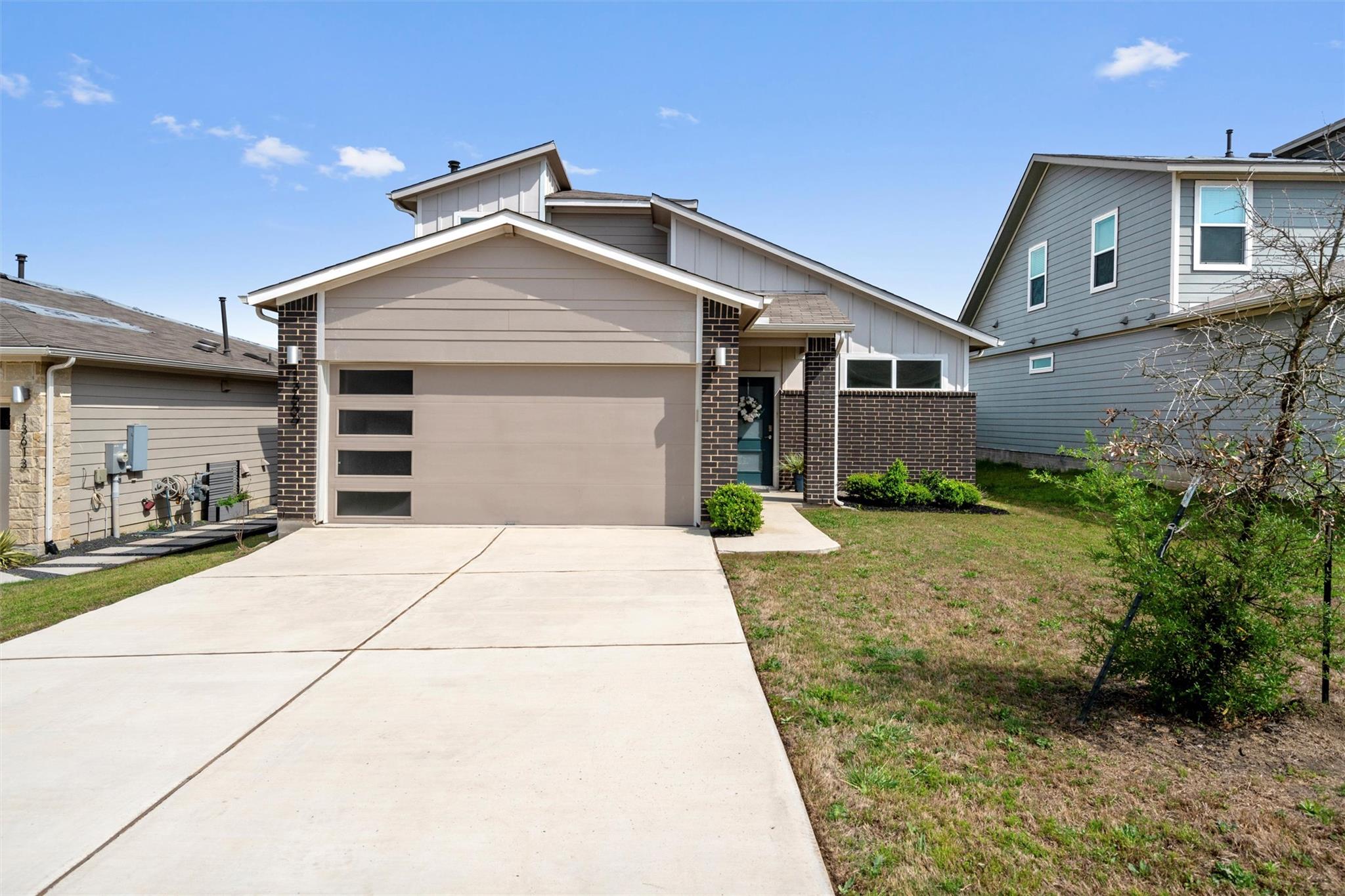 13609 Baileyfield Dr Property Photo