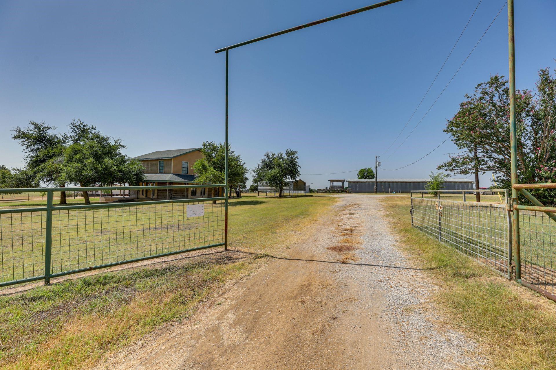 1194 Red Town Rd Property Photo 21