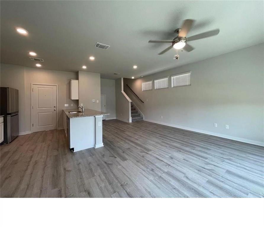 605 W South St #92 Property Photo 10