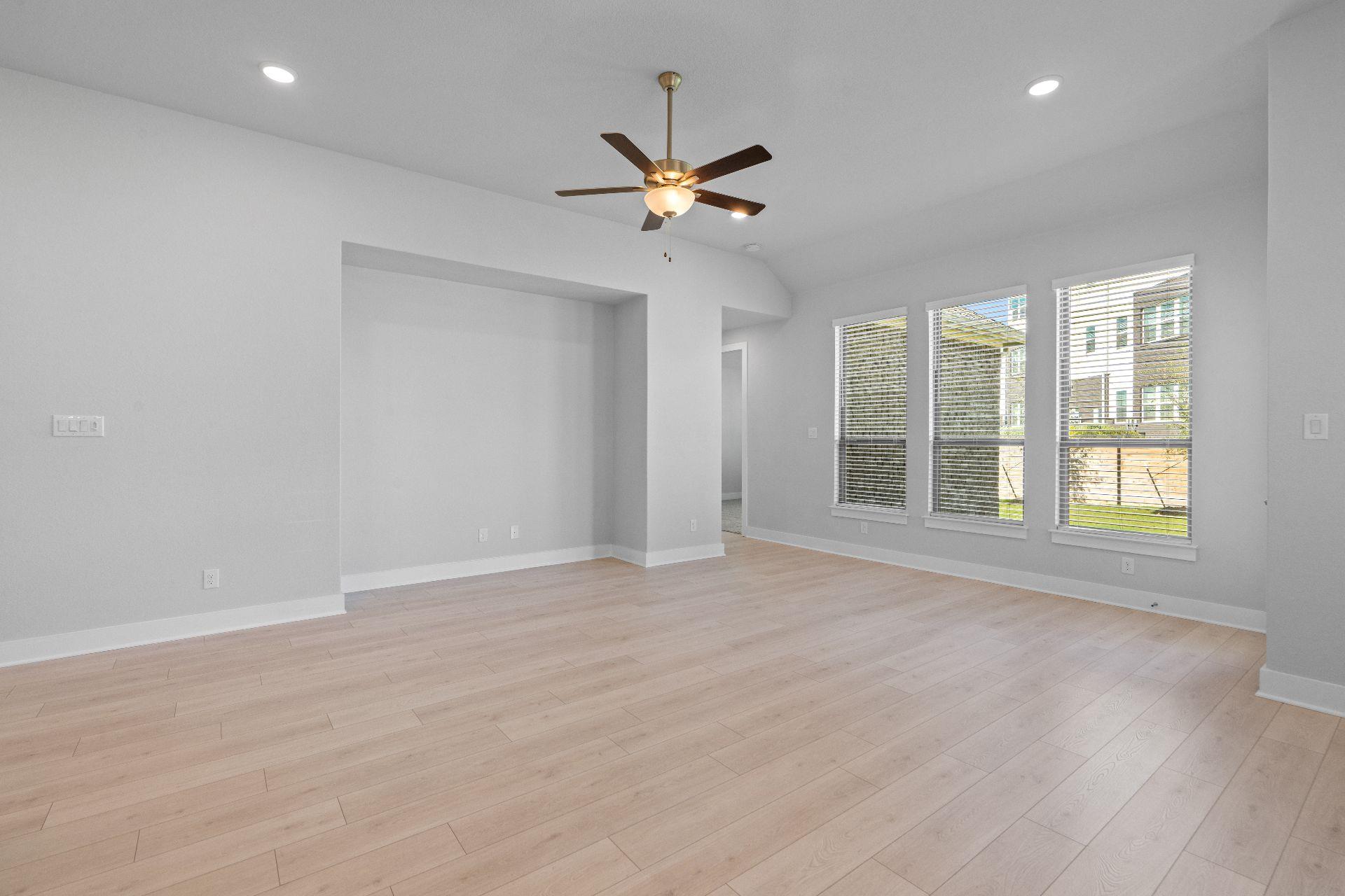 416 Ridgewell Loop Property Photo 12