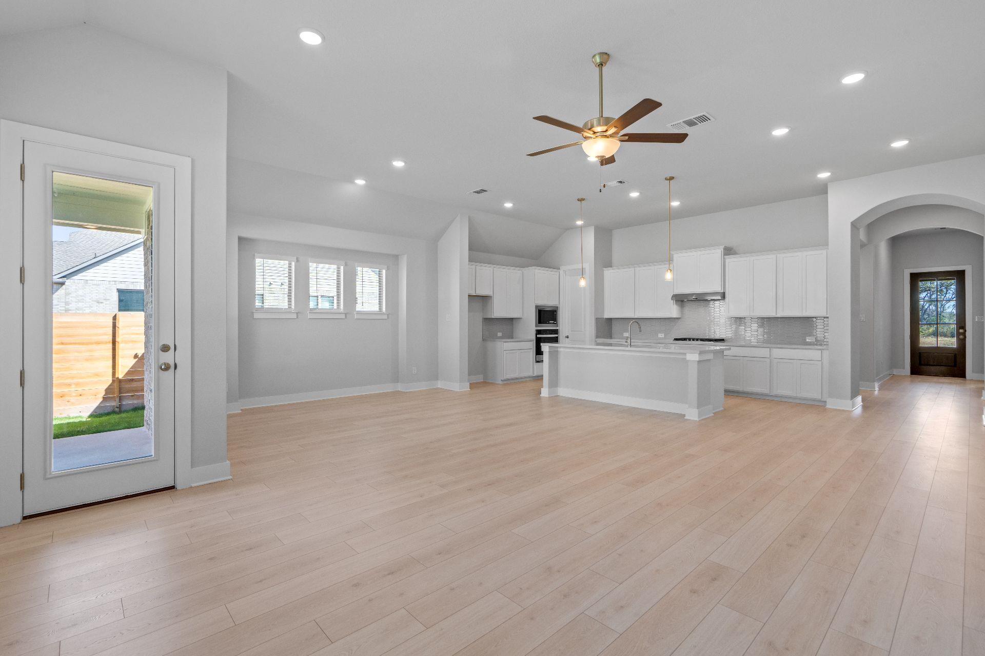 416 Ridgewell Loop Property Photo 13