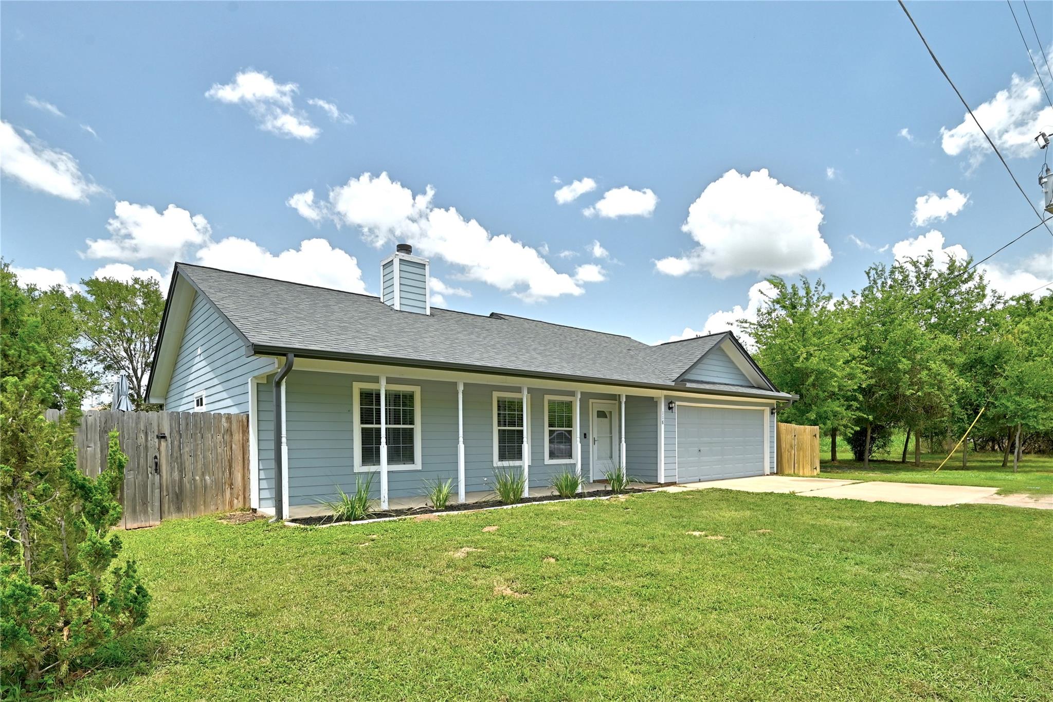 118 W Pauwela Ln Property Photo 1