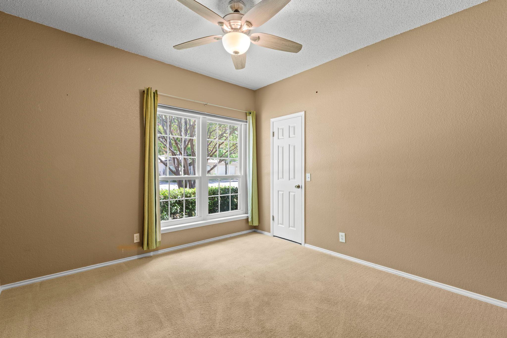 17002 Cranston Dr Property Photo 25