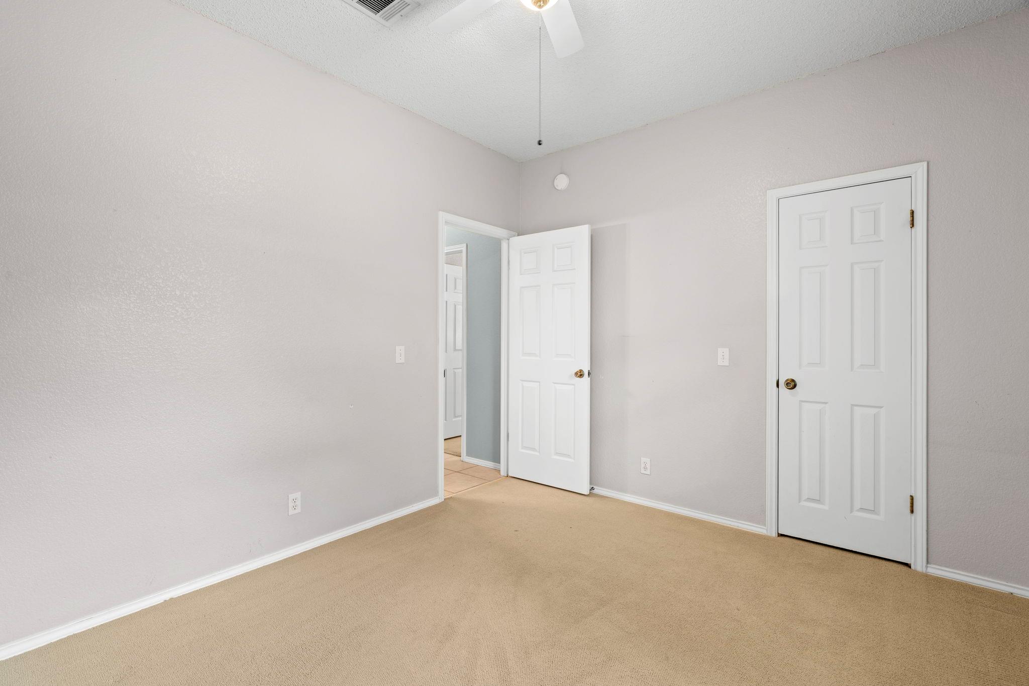 17002 Cranston Dr Property Photo 28