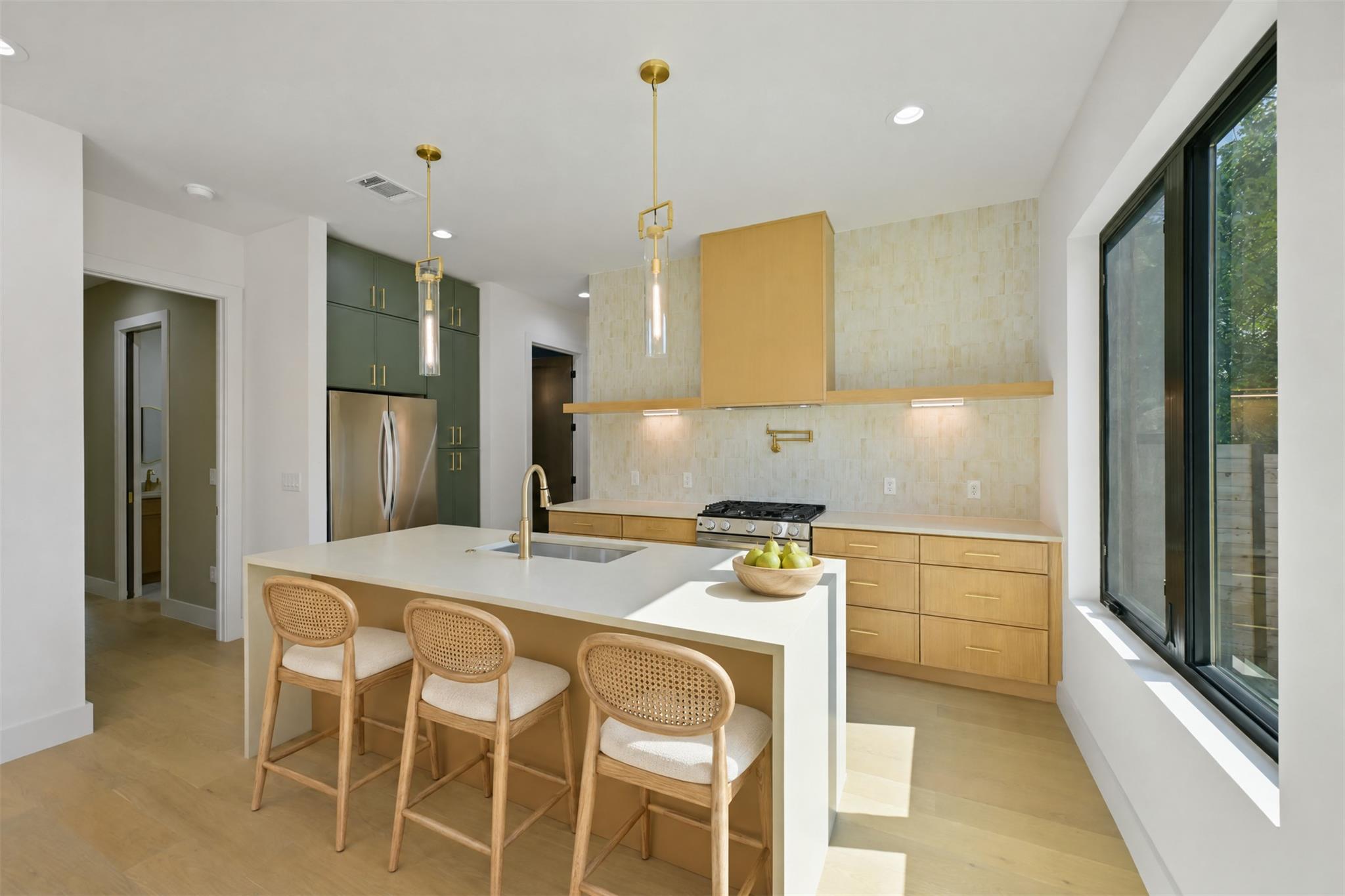 1606 Cedar Ave #a Property Photo 3