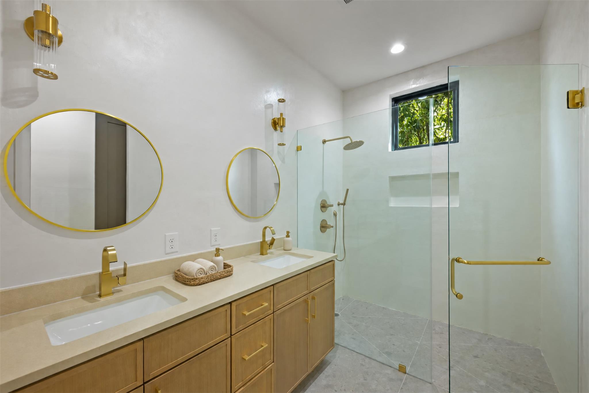 1606 Cedar Ave #a Property Photo 5