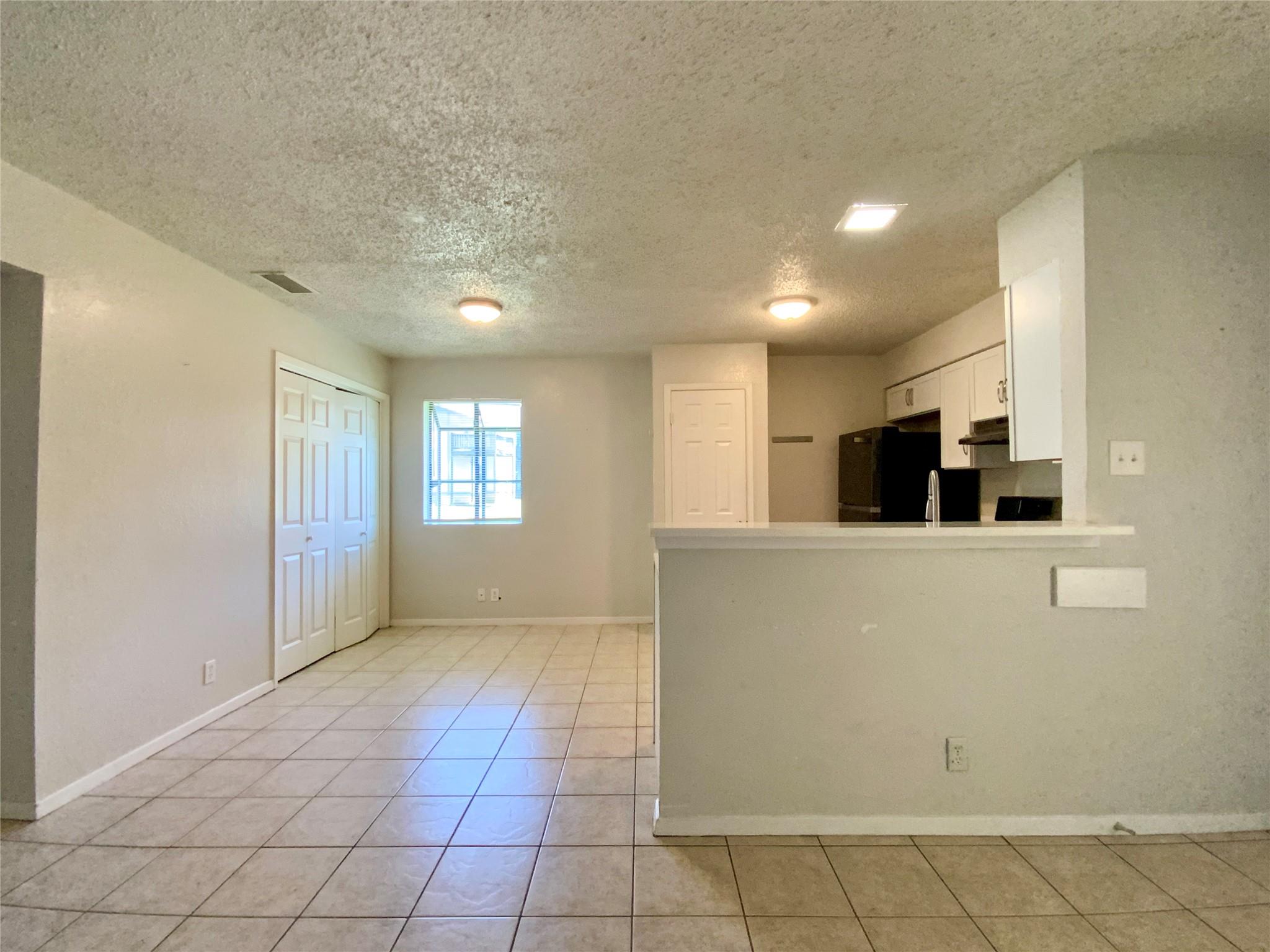 2300 Cedrick Cv #b Property Photo 14
