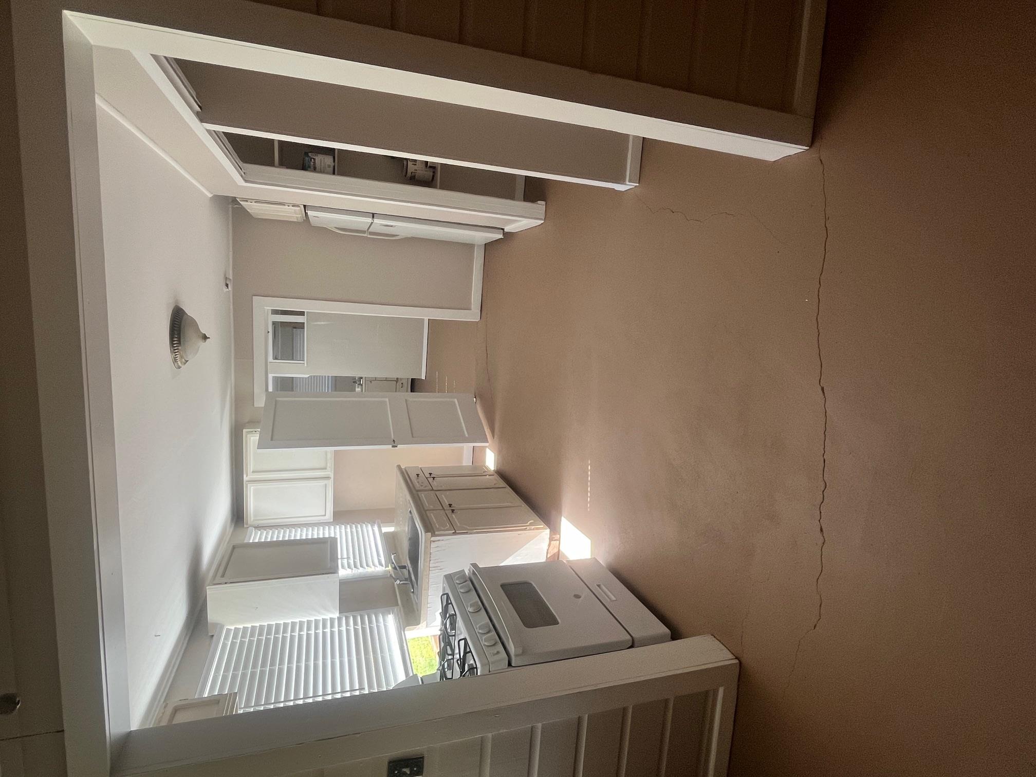 1609 Morgan Ln #d Property Photo 2