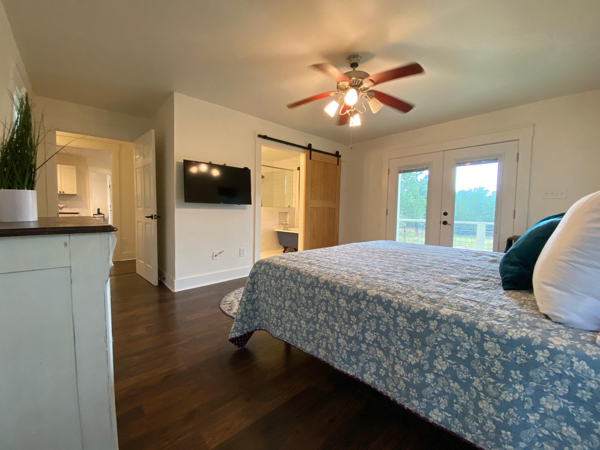 306 Plainview Rd Property Photo 12