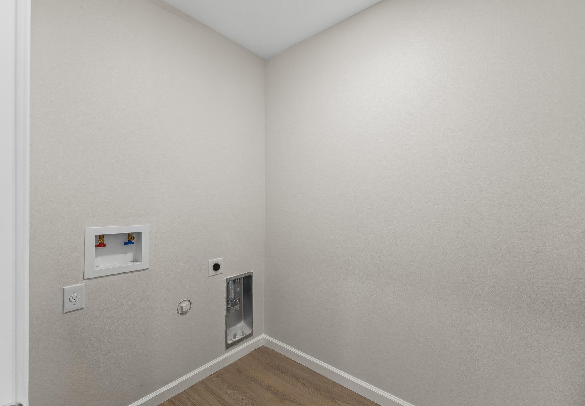 5232 Fenton Ln Property Photo 11