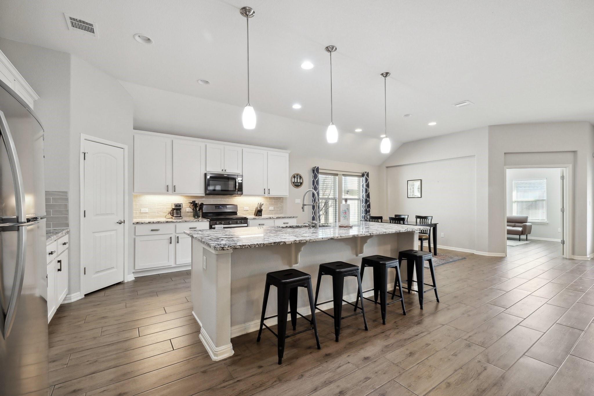 20217 Great Egret Ln Property Photo 1
