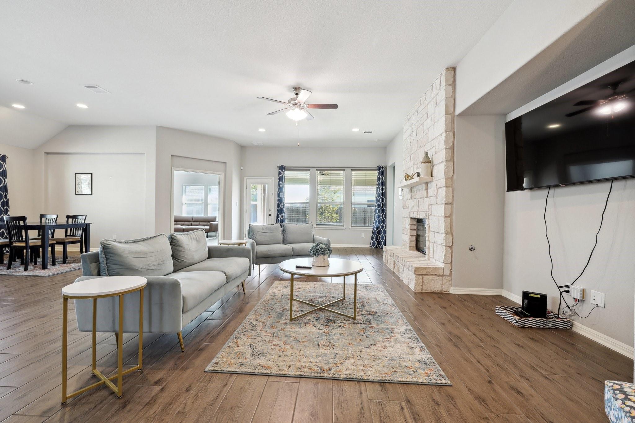 20217 Great Egret Ln Property Photo 6