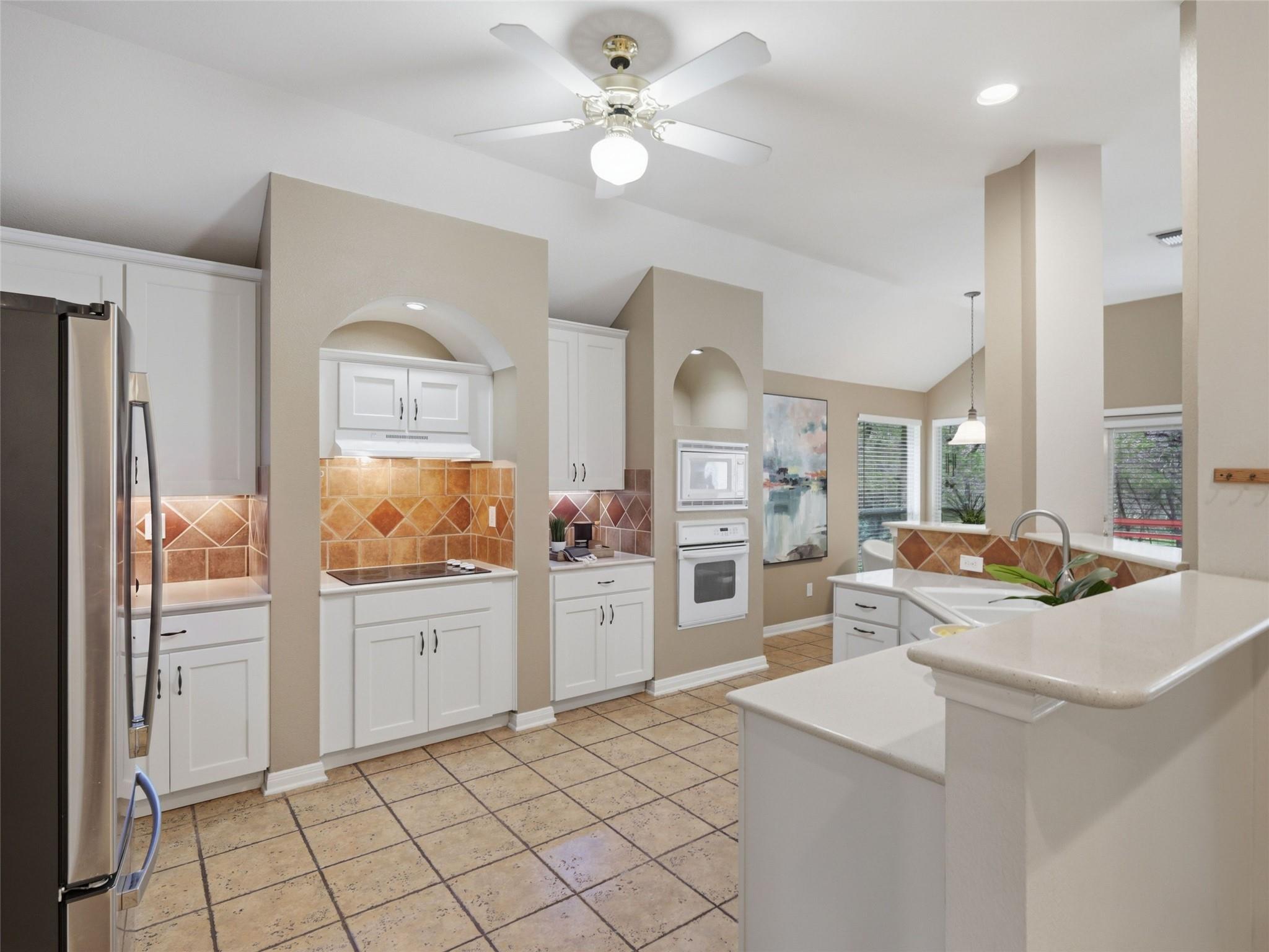 29 Horseshoe Trl Property Photo 6