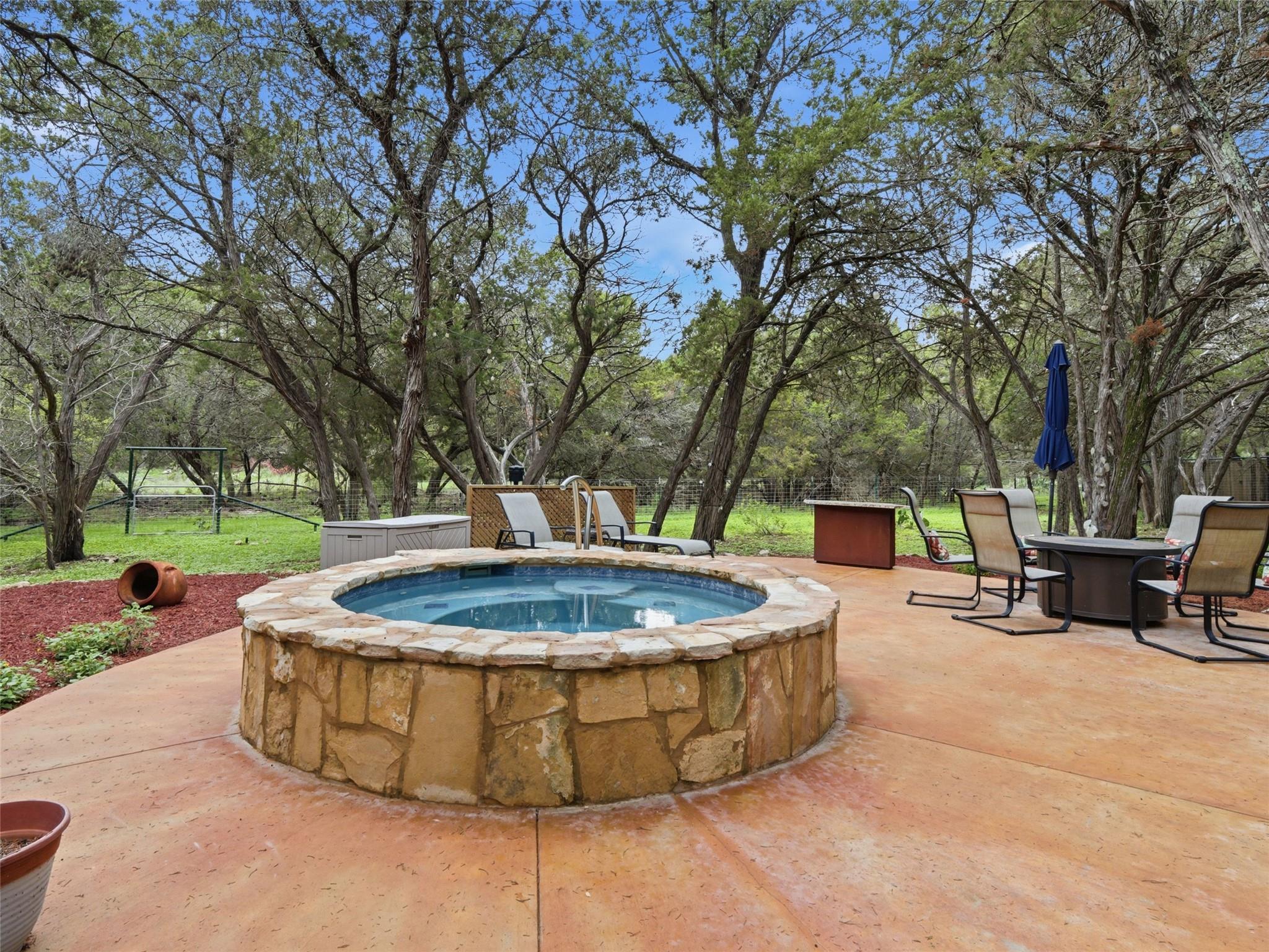 29 Horseshoe Trl Property Photo 28