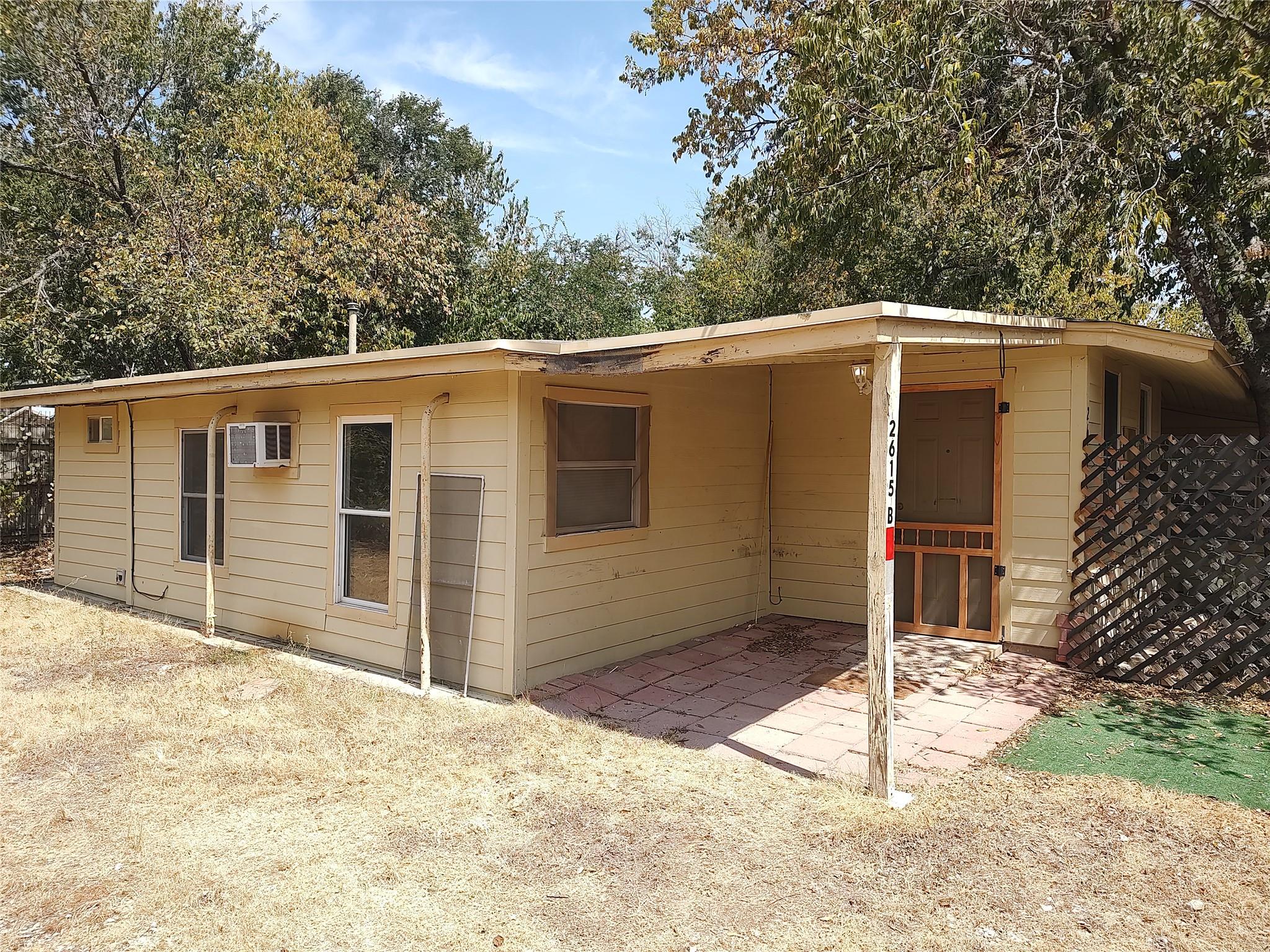 2615 Wheless Ln #b Property Photo 1
