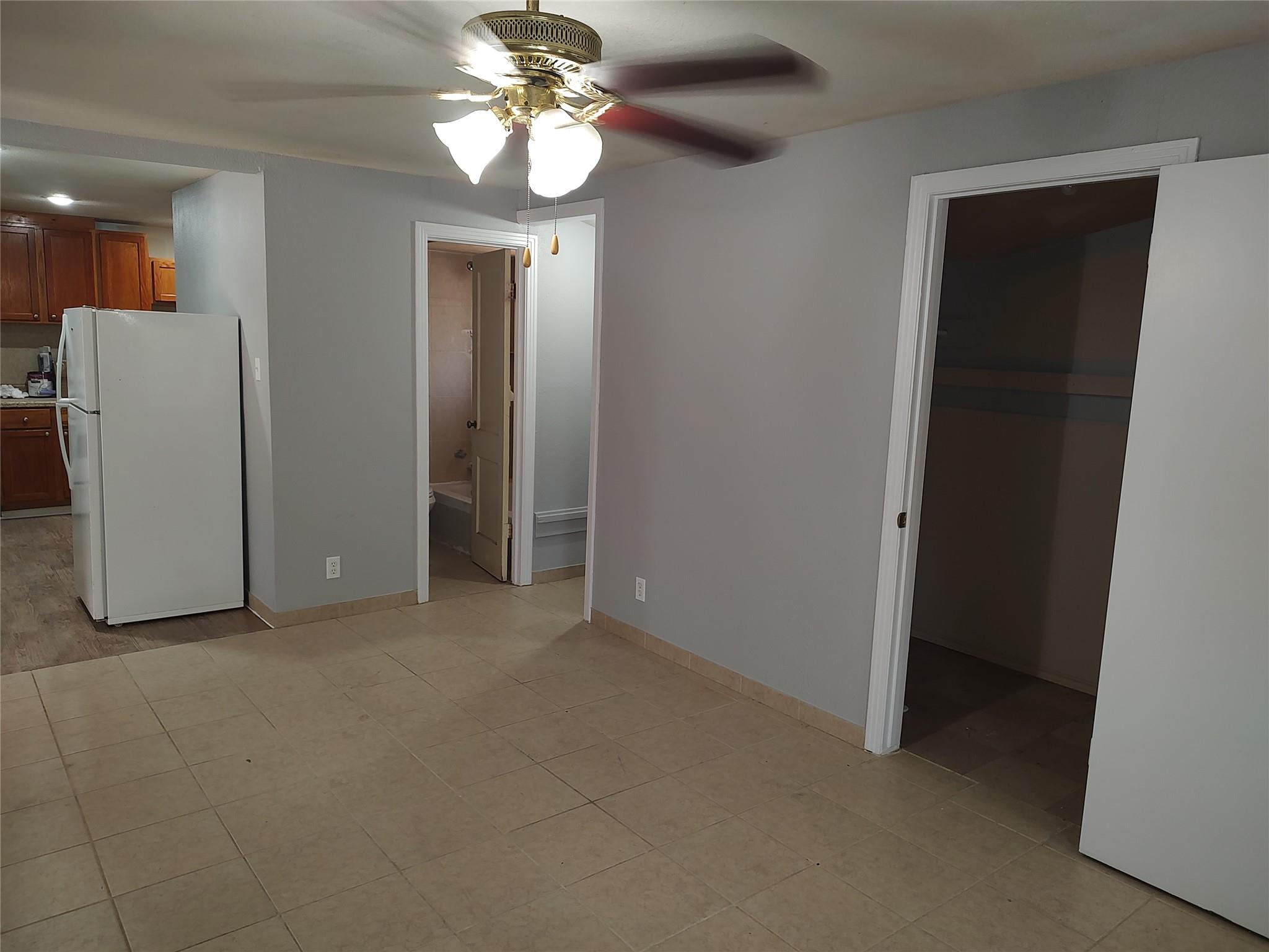 2615 Wheless Ln #b Property Photo 3