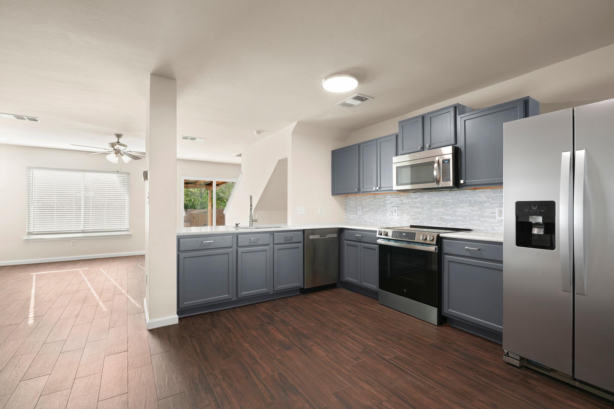 10505 Garbacz Dr Property Photo 5