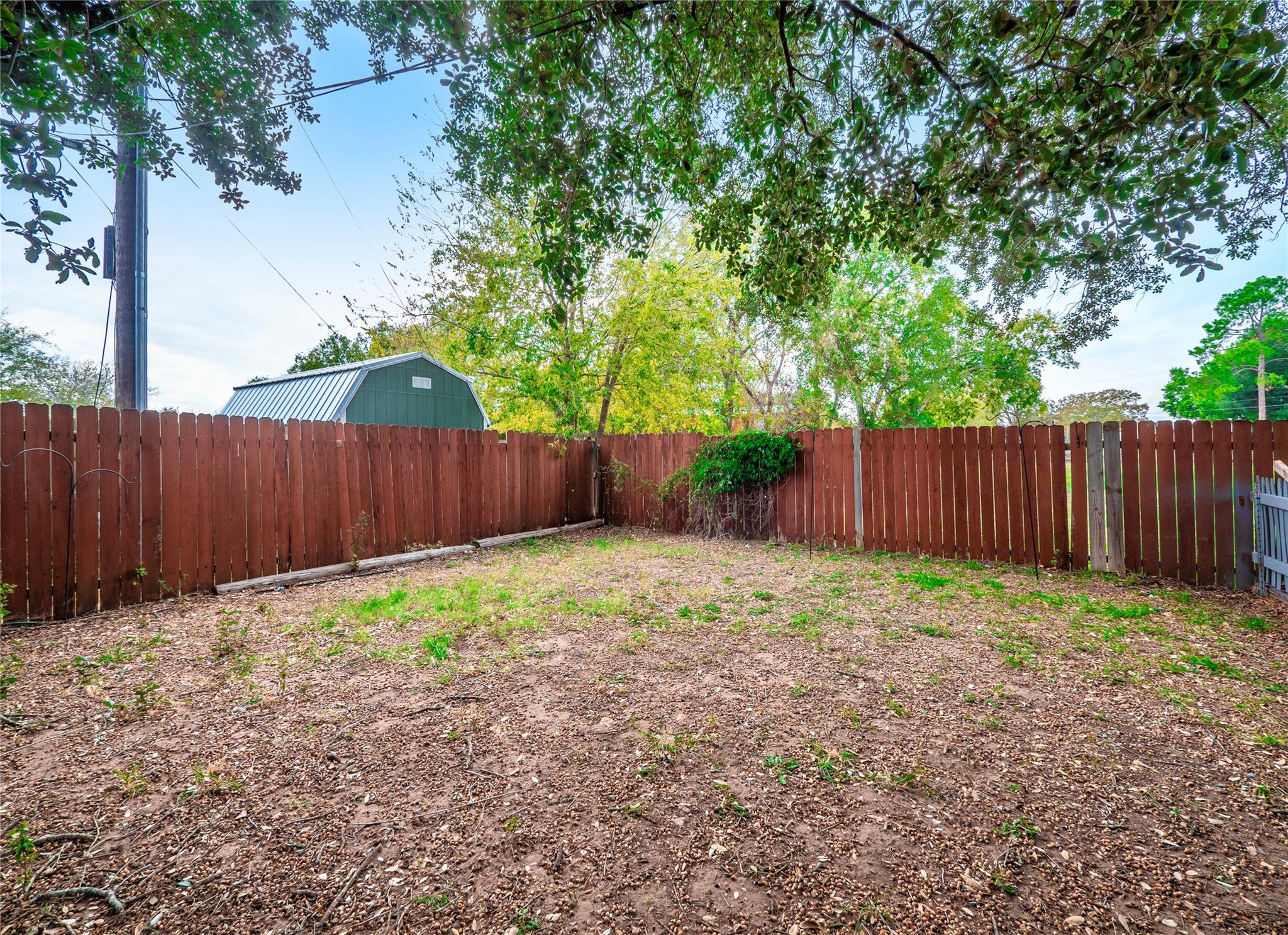 112 Hasler St Property Photo 40