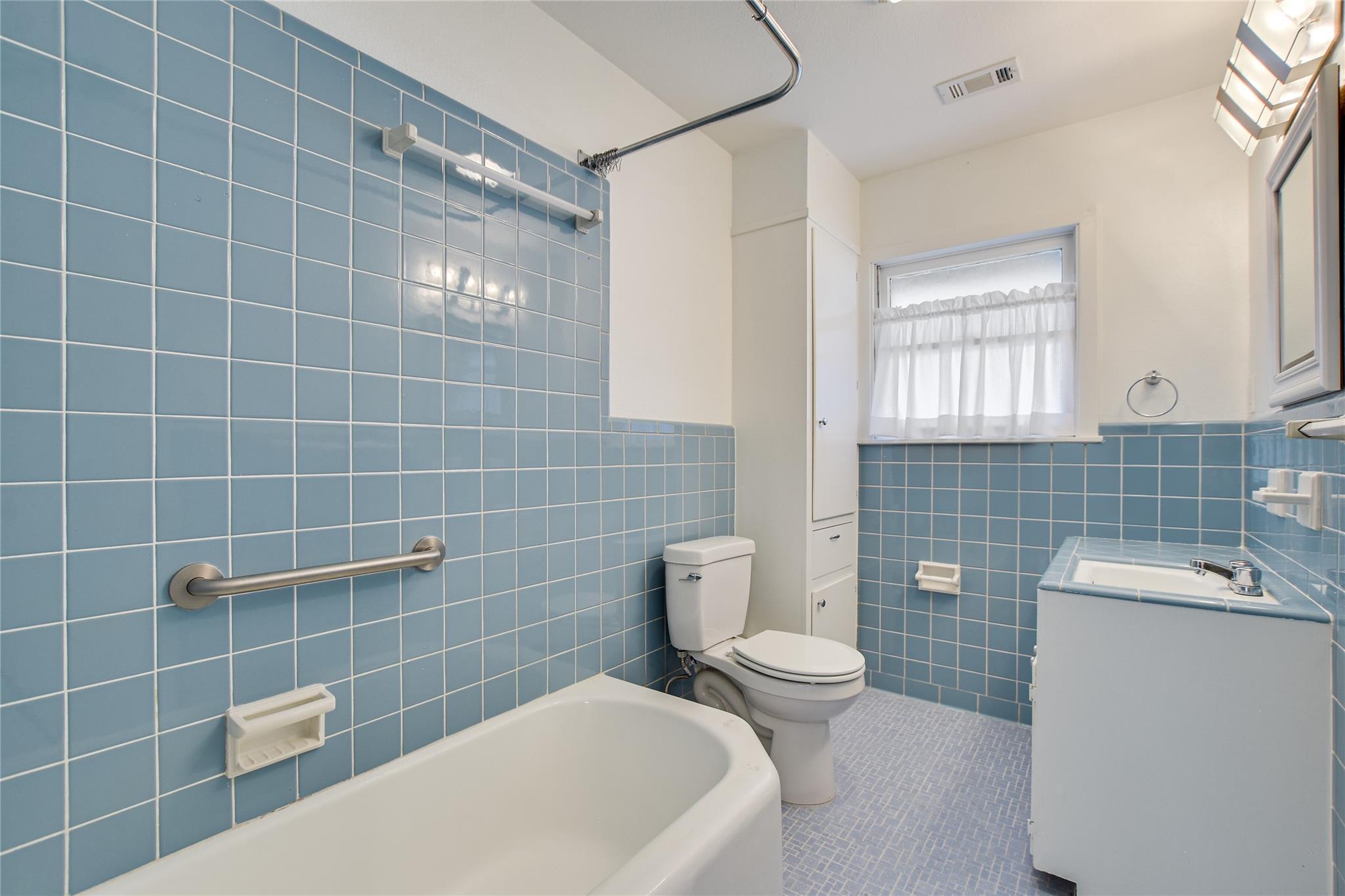 1513 Beckett St Property Photo 11