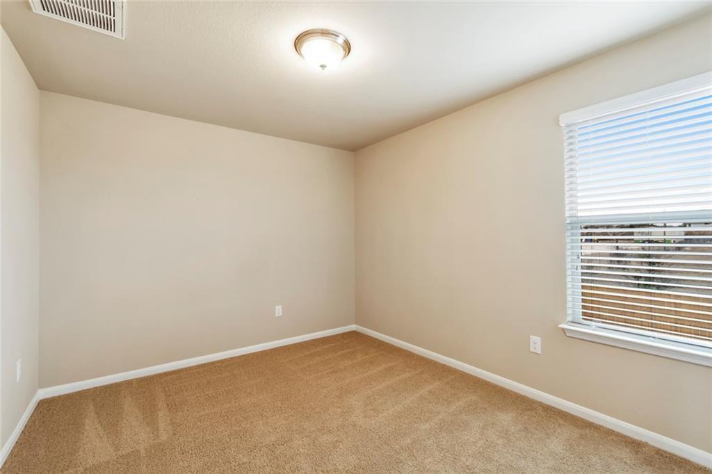 944 Palo Duro Dr Property Photo 3