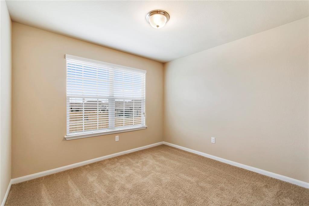 944 Palo Duro Dr Property Photo 7