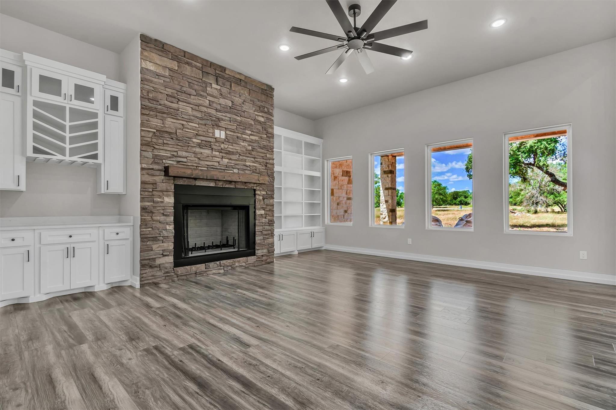 265 Sunday Dr Property Photo 8