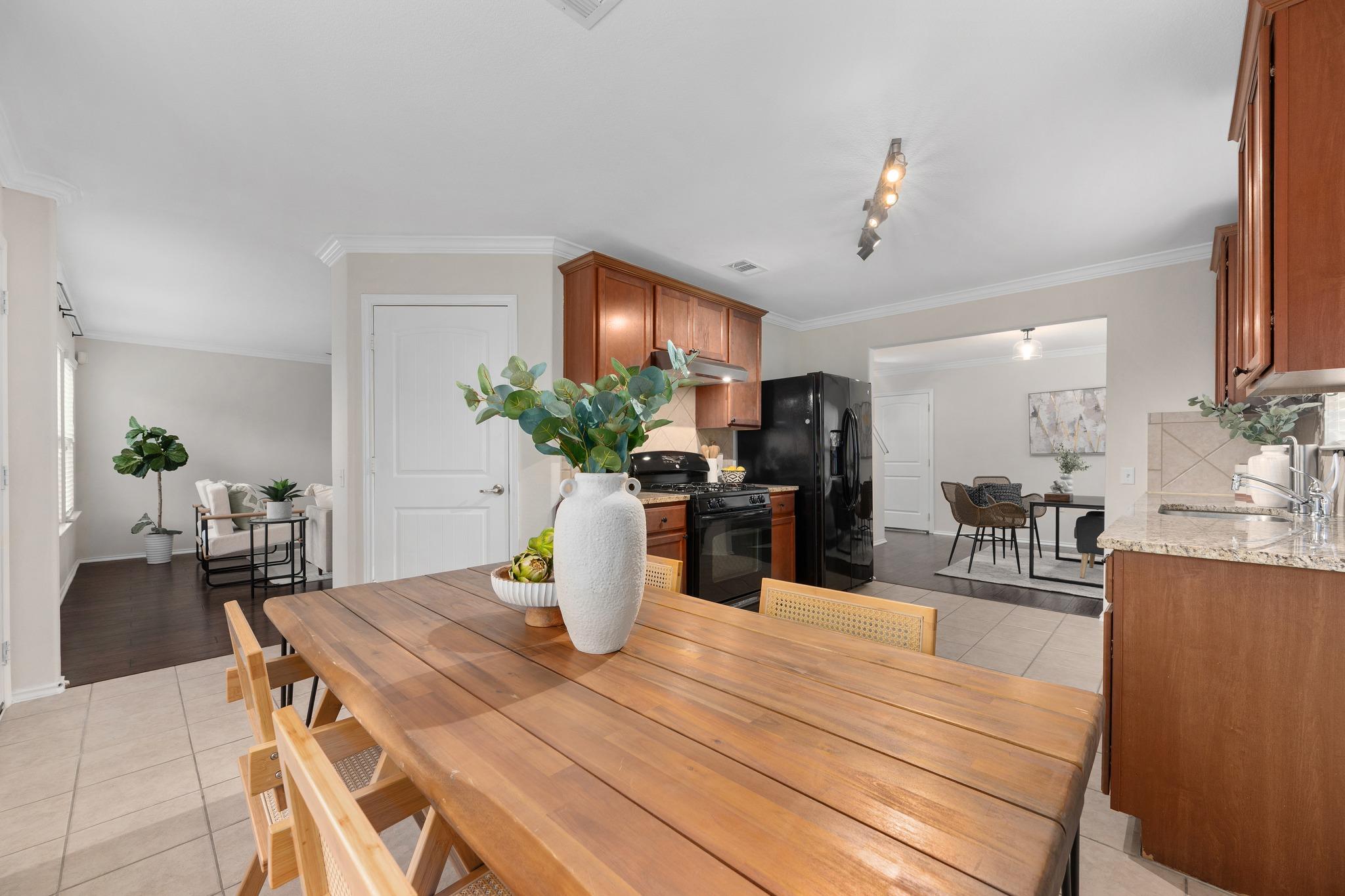 7108 Crestone Rd Property Photo 1