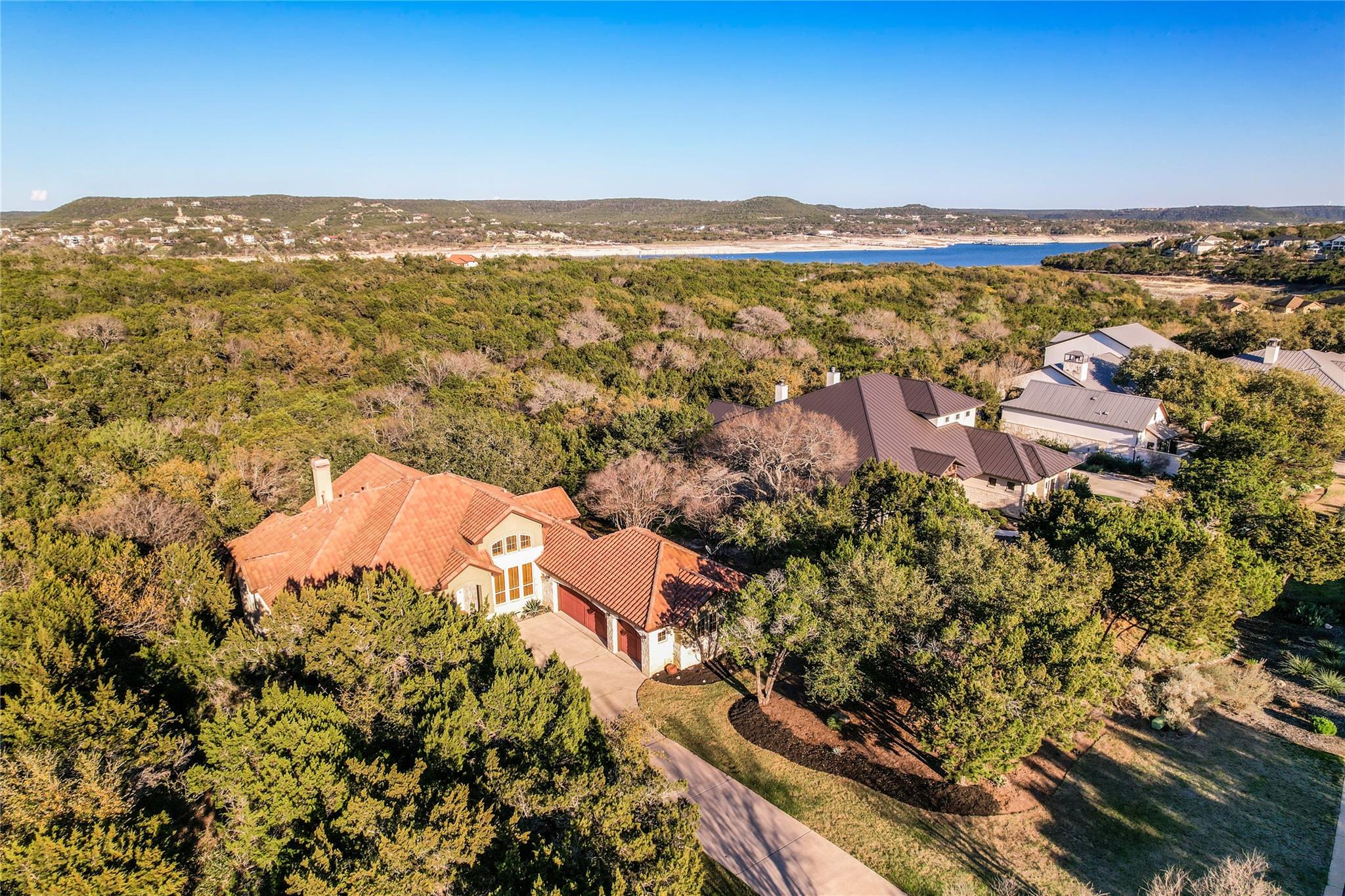 17704 Regatta View DR Property Photo 1