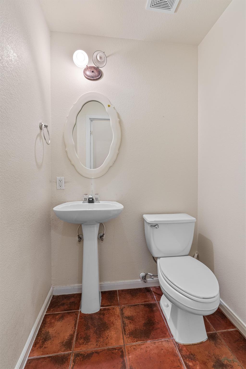 4620 W William Cannon Dr #2 Property Photo 18