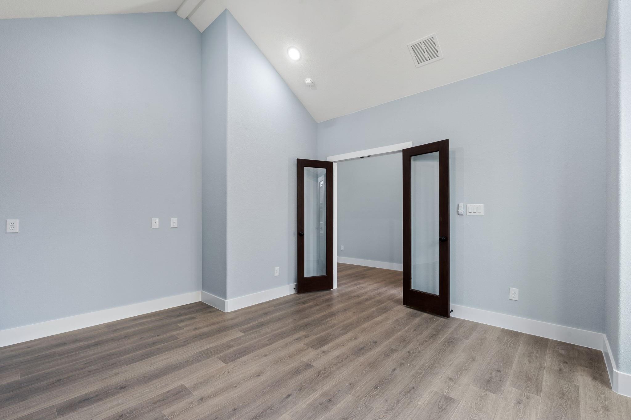 106 Halawa Ct Property Photo 4