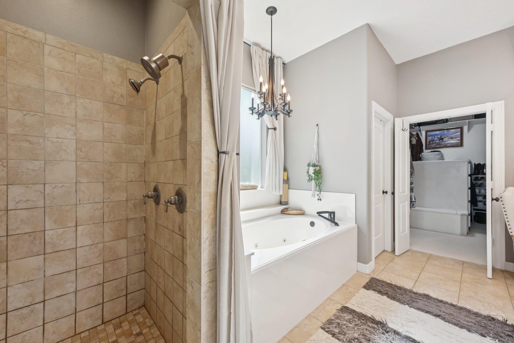 12590 St Peter Ct Property Photo 26