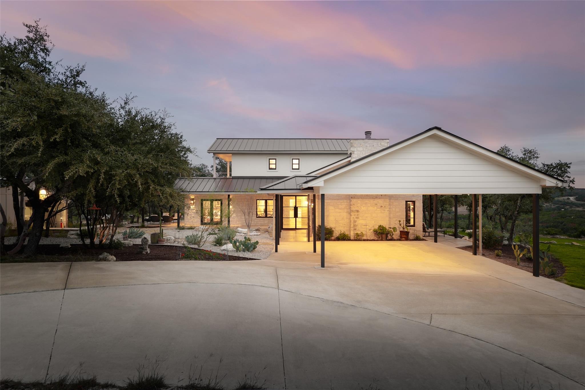 2900 Stagecoach Ranch Loop Property Photo 8