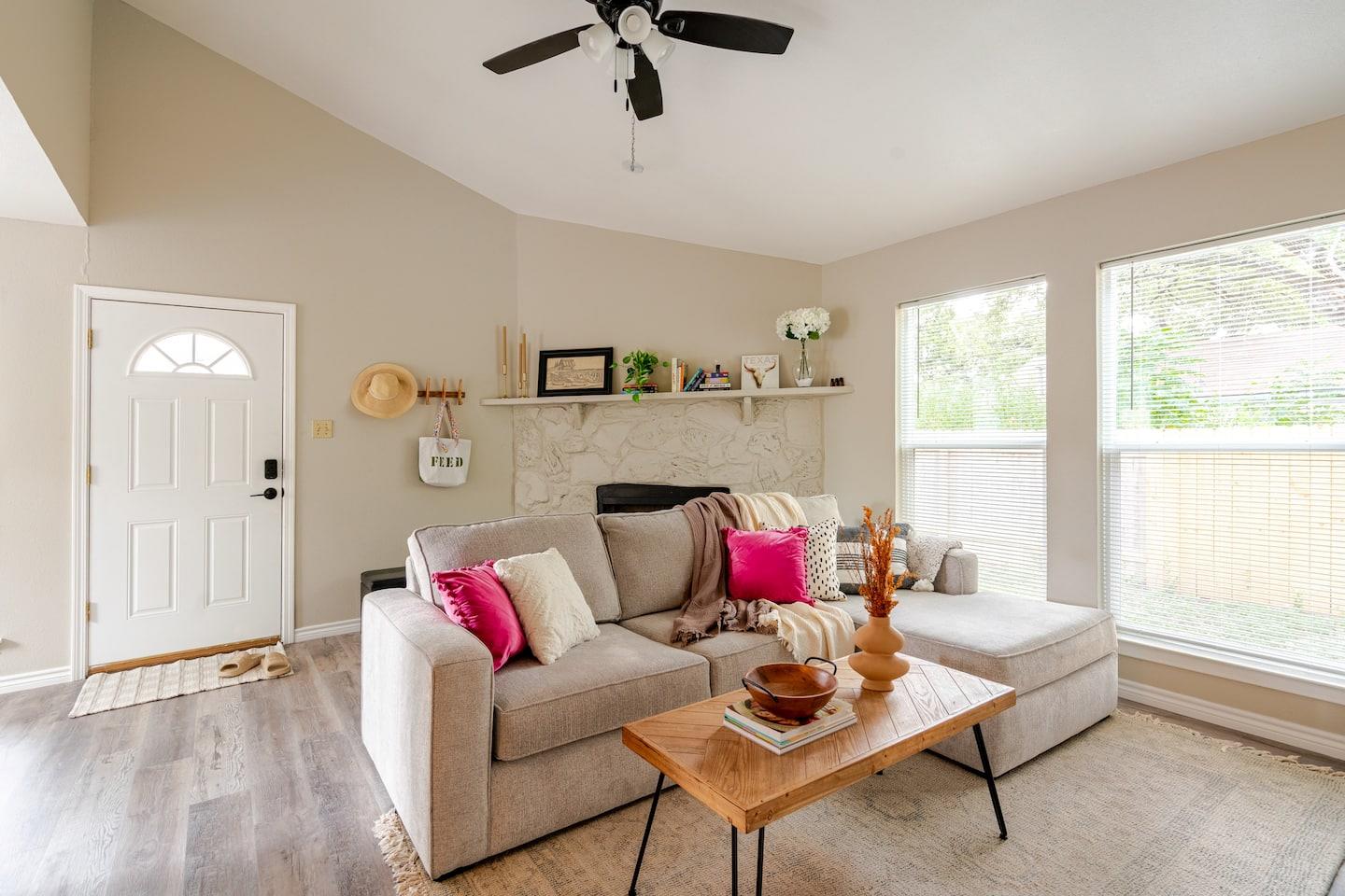 6307 Okner Ln #a Property Photo 1