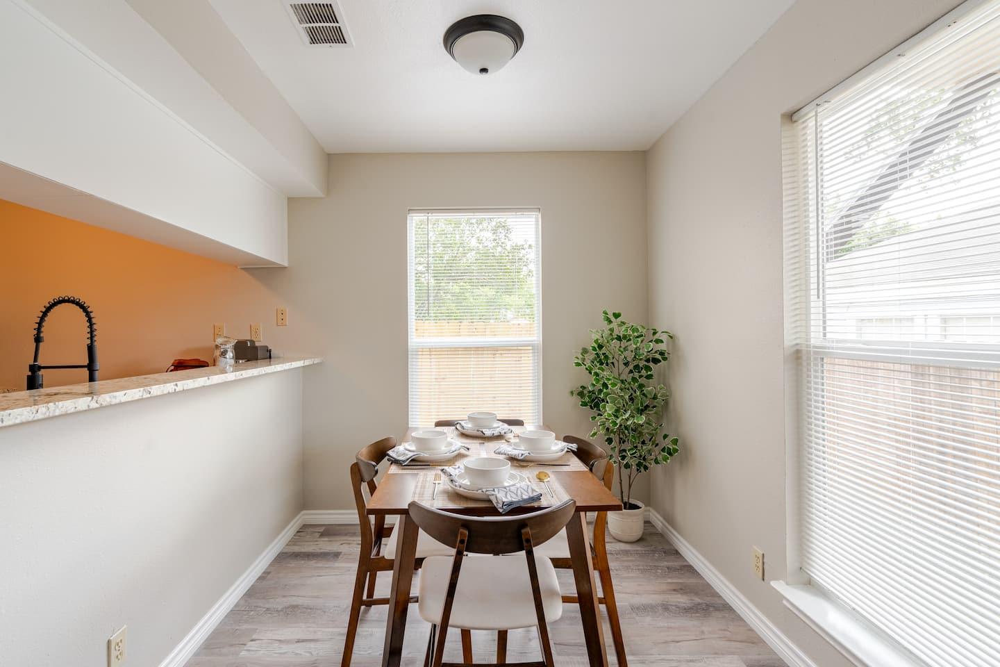 6307 Okner Ln #a Property Photo 8