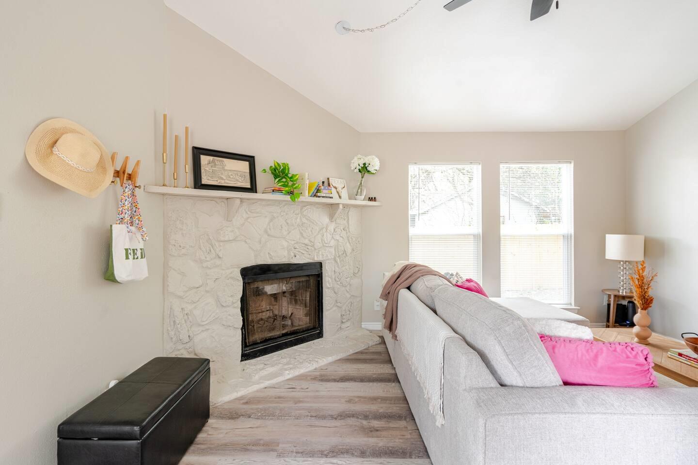 6307 Okner Ln #a Property Photo 9