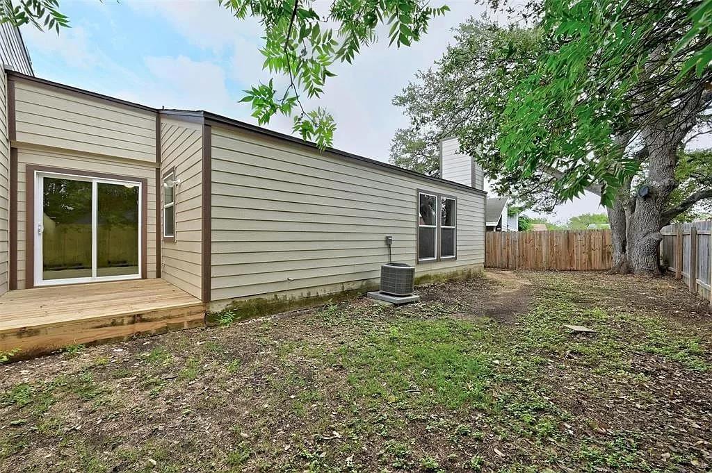 6307 Okner Ln #a Property Photo 18