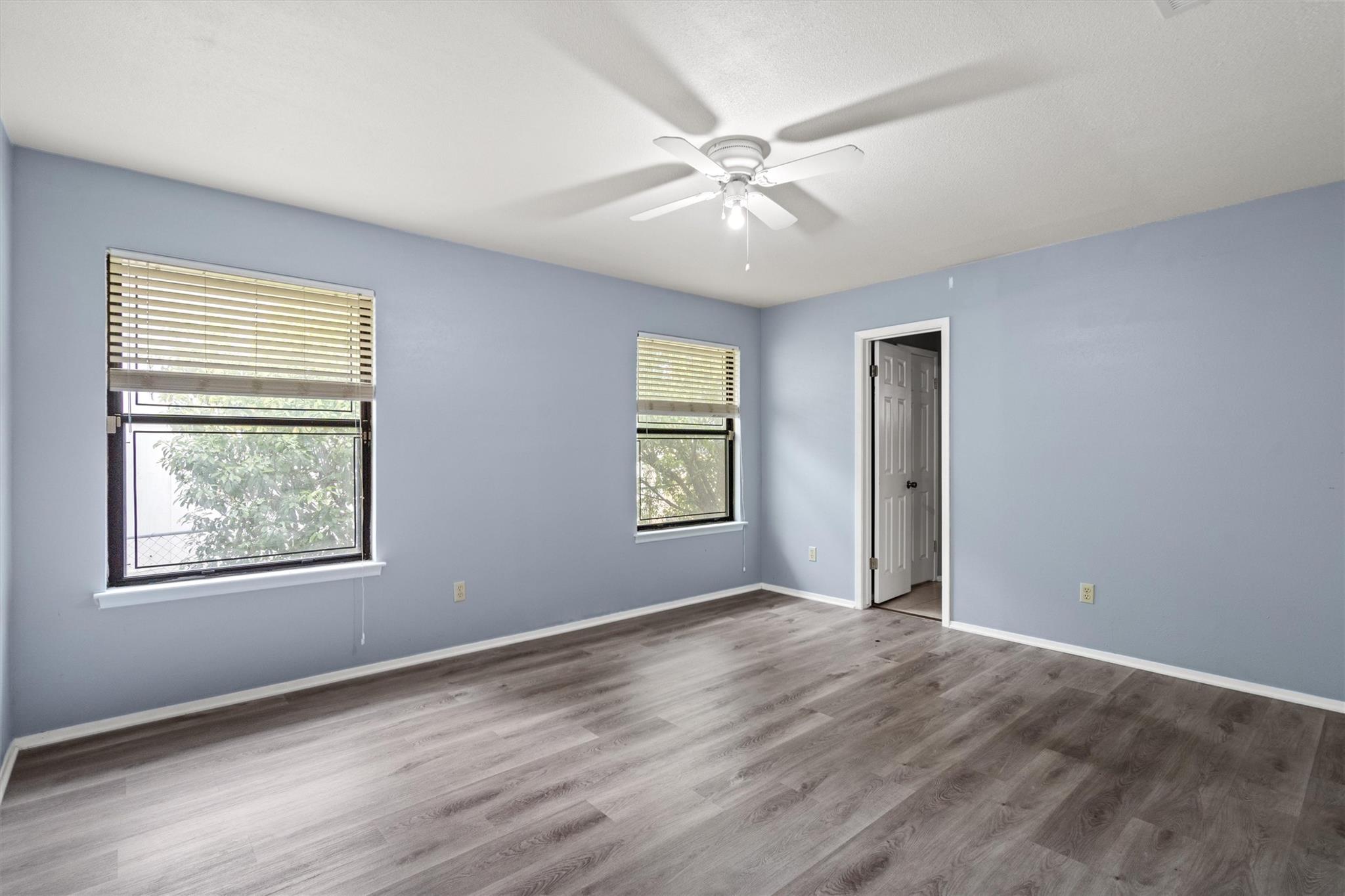 13108 Lamplight Village Ave Property Photo 14