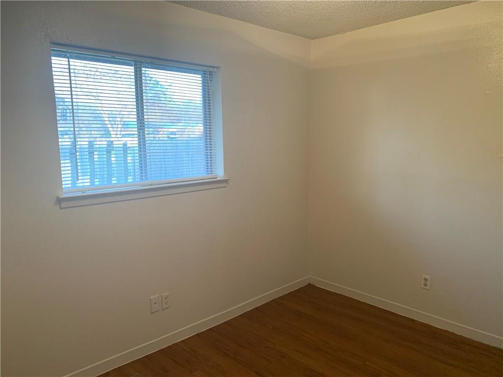 908 Emile St #10 Property Photo 7