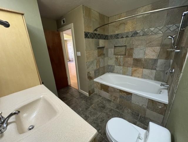 2450 Wickersham Ln #102 Property Photo 10