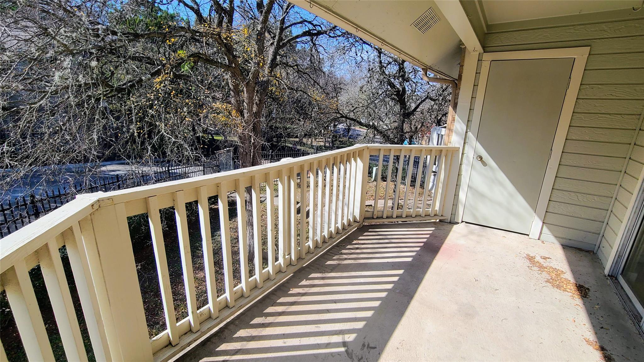 2450 Wickersham Ln #102 Property Photo 11
